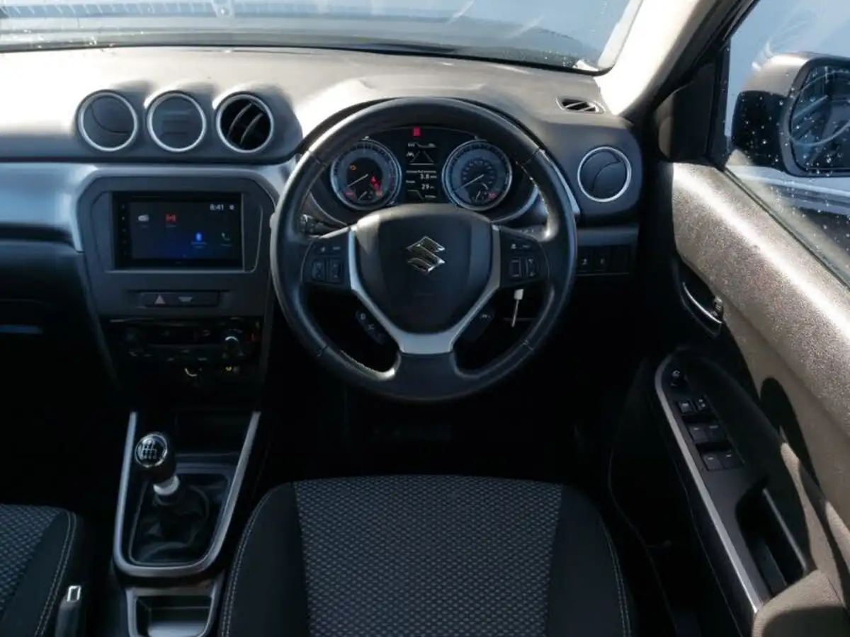 2022-suzuki-vitara-14-boosterjet-sz-t-big-10
