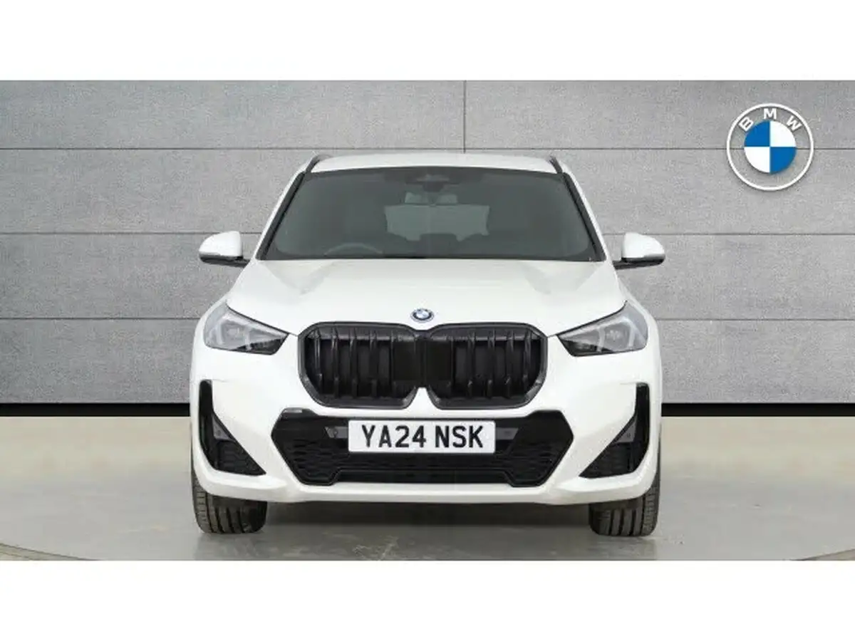 2024-bmw-x1-15-xdrive30e-m-sport-big-15