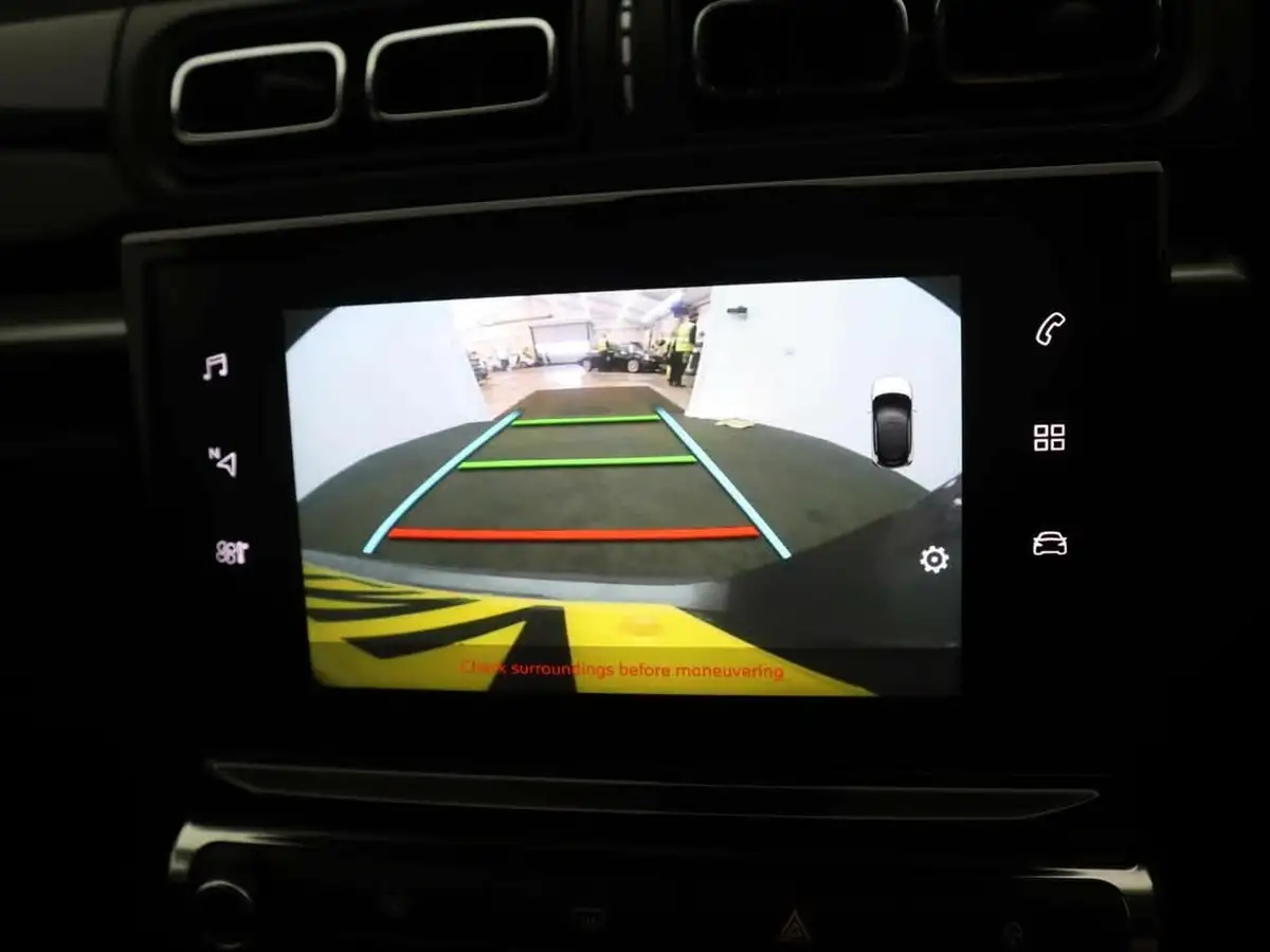2024-citroen-c3-12-puretech-plus-110ps-eat6-big-17