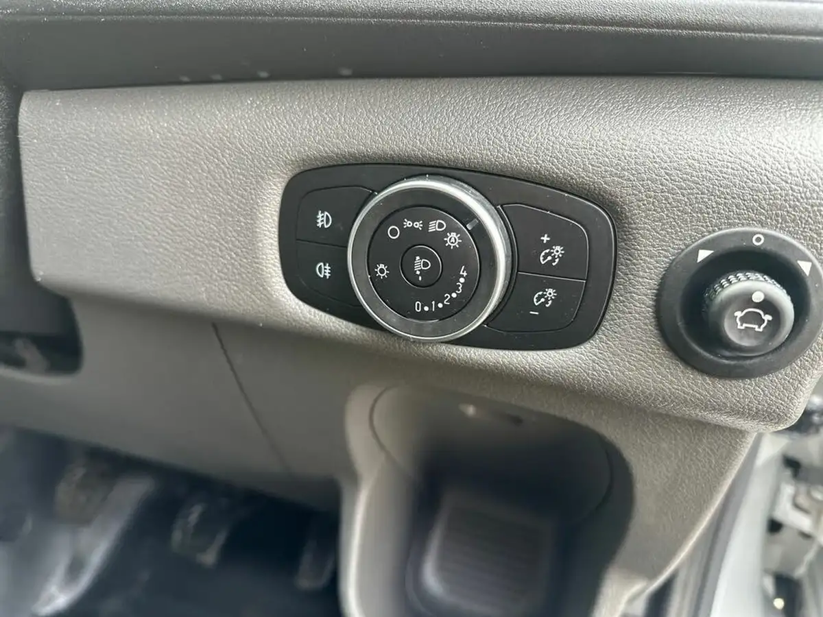 2023-ford-transit-20tdci-350-l4h3-trend-130pseu6d-rwd-panel-van-big-25