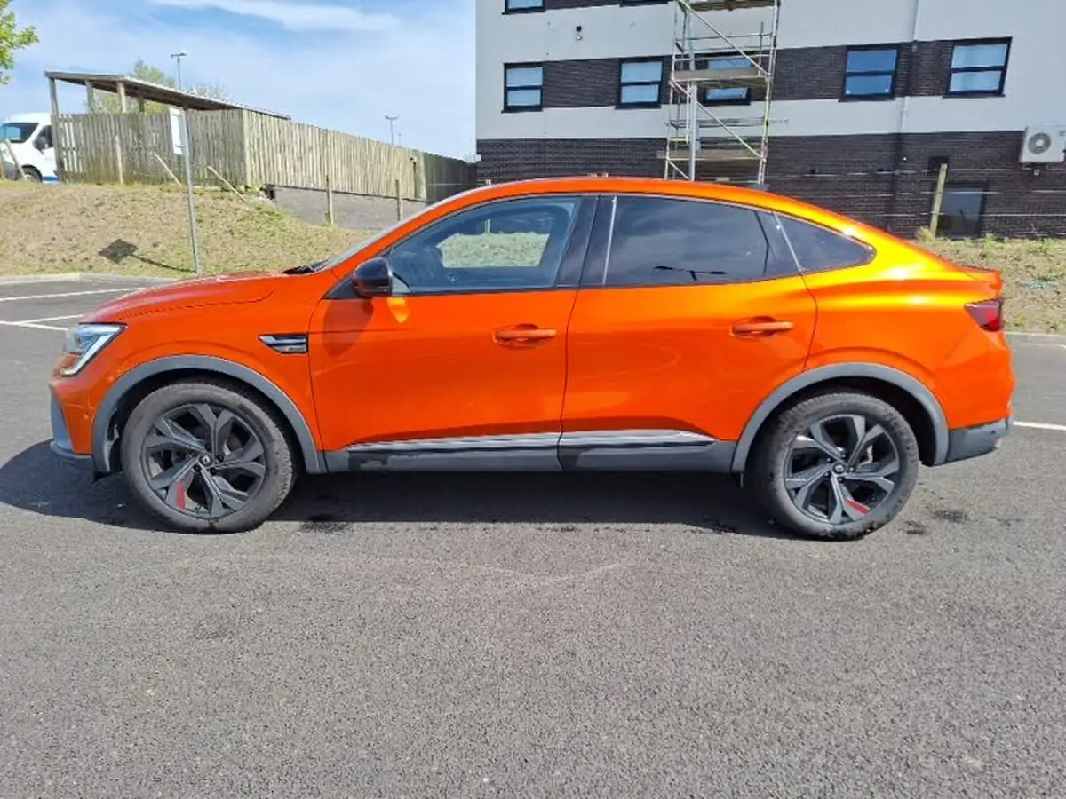 2022-renault-arkana-13-tce-rs-line-big-3