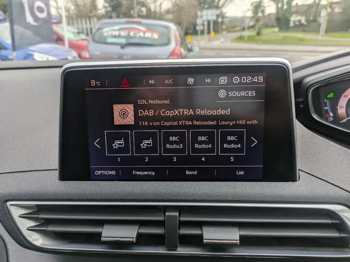 2017-peugeot-3008-suv-20-bluehdi-gt-big-11
