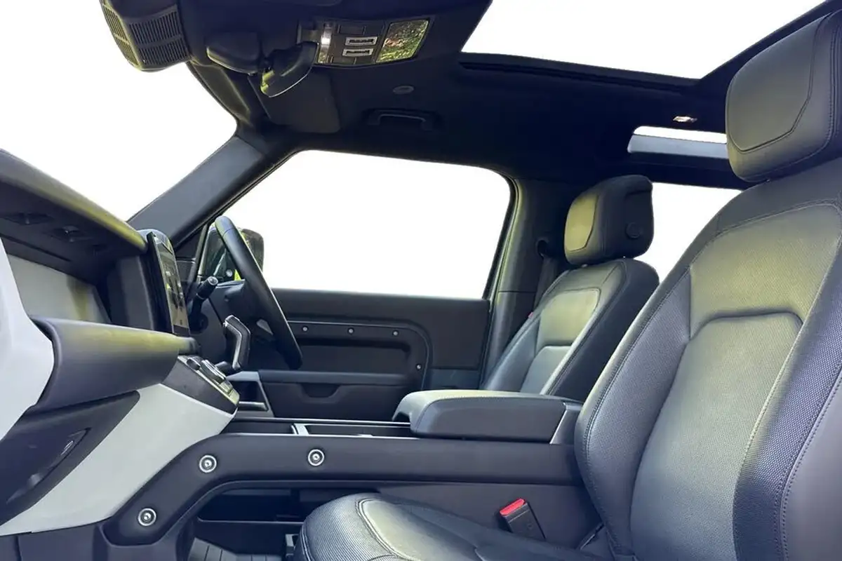 2023-land-rover-90-defender-30-d250-x-dynamic-hse-big-2
