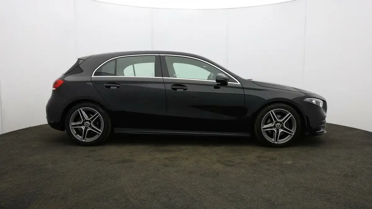 2019-mercedes-benz-a-class-13-a200-amg-line-hatchback-5d-7g-dct-big-44