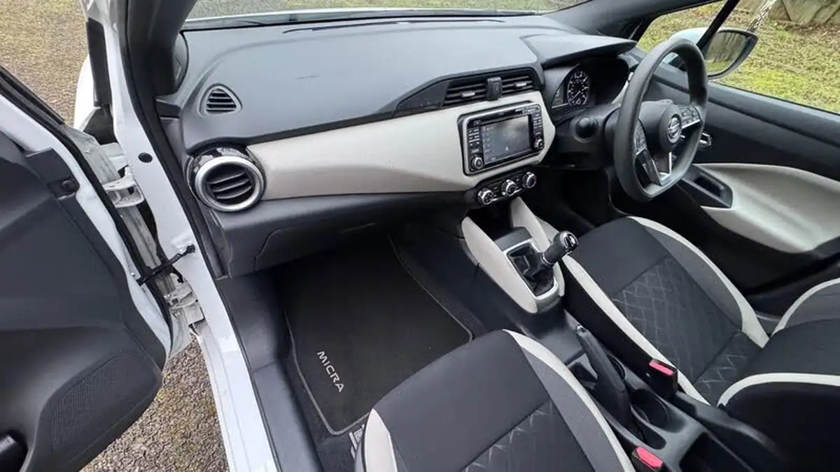 2017-nissan-micra-10-acenta-exteriorpack-big-15