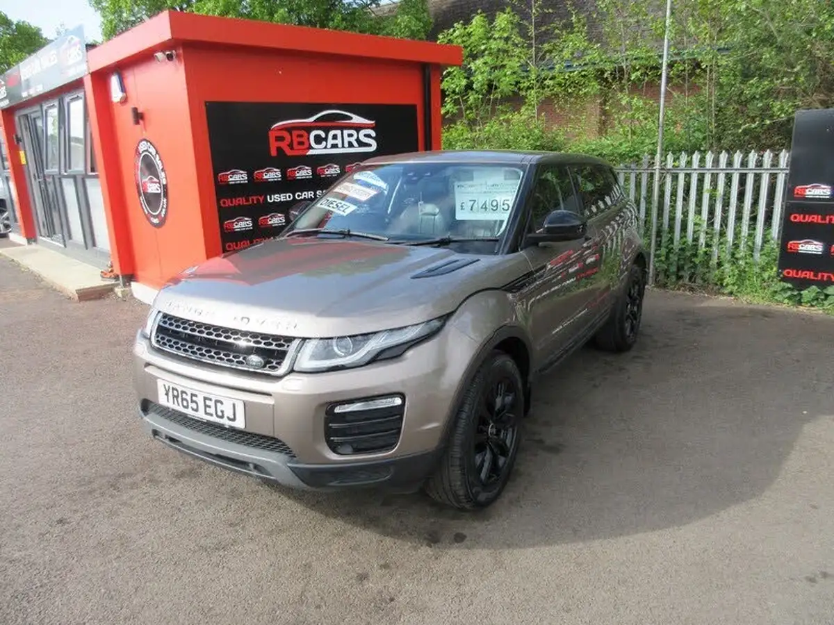 2015-land-rover-range-rover-evoque-20td4-se-tech-hatchback-5d-big-2