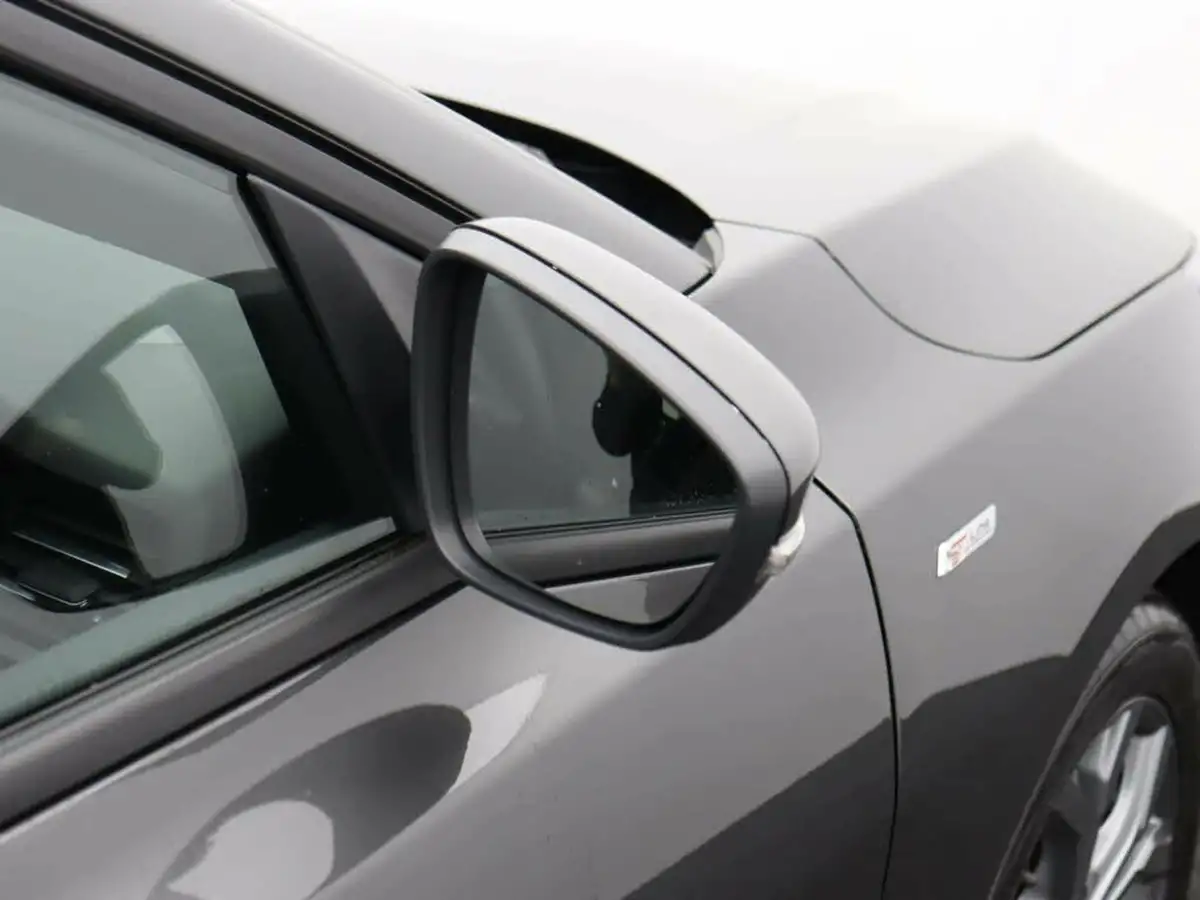 2023-ford-focus-10t-st-line-125ps-hatchback-big-43