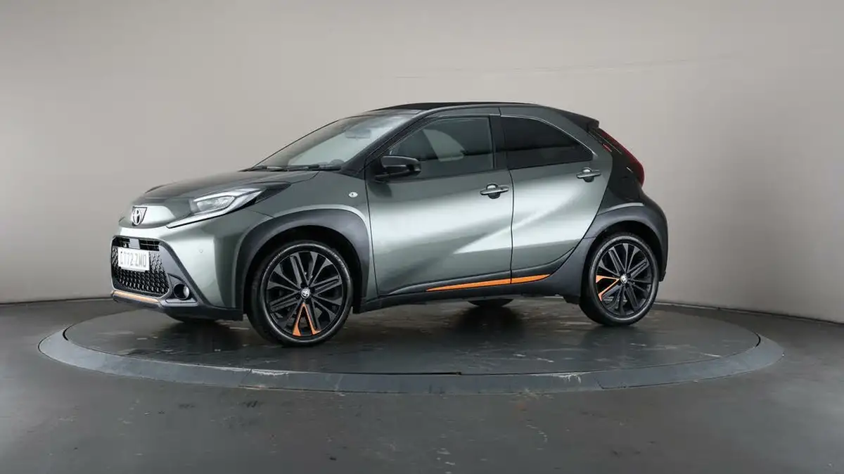 2022-toyota-aygo-x-10-vvt-i-limited-edition-big-31
