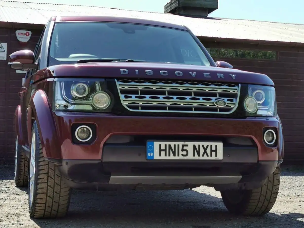 2015-land-rover-discovery-4-30-sd-v6-hse-big-6