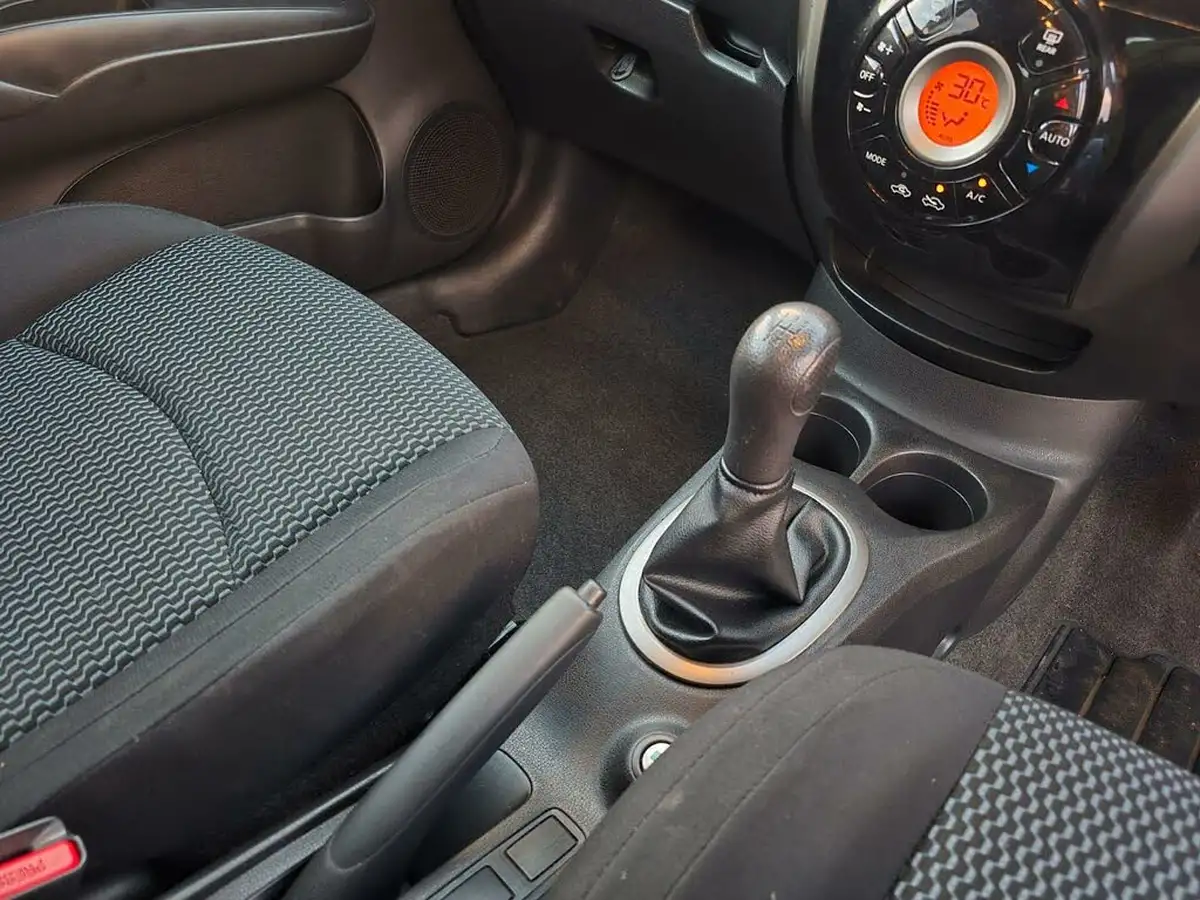 2013-nissan-note-12-acenta-premium-80ps-big-38