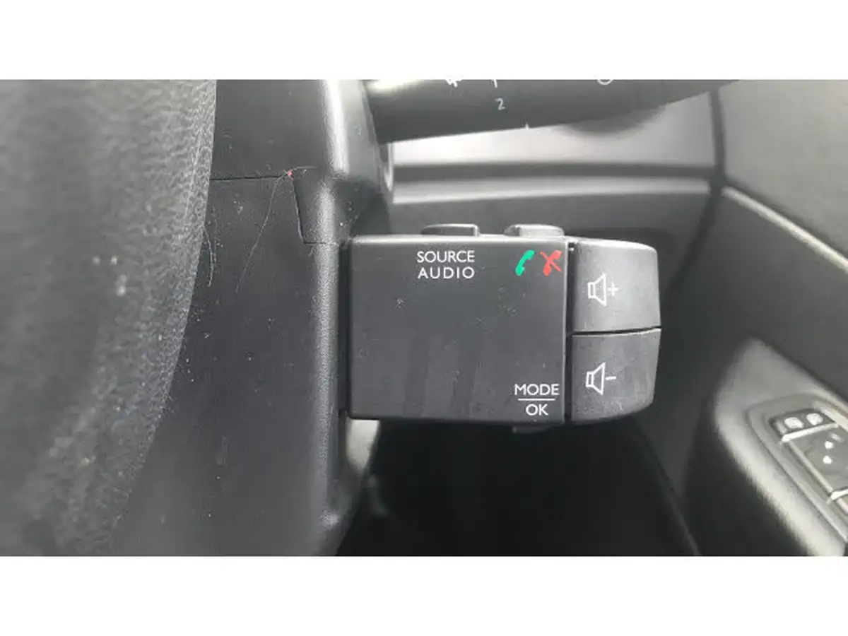 2018-renault-captur-09-tce-dynamique-nav-big-22