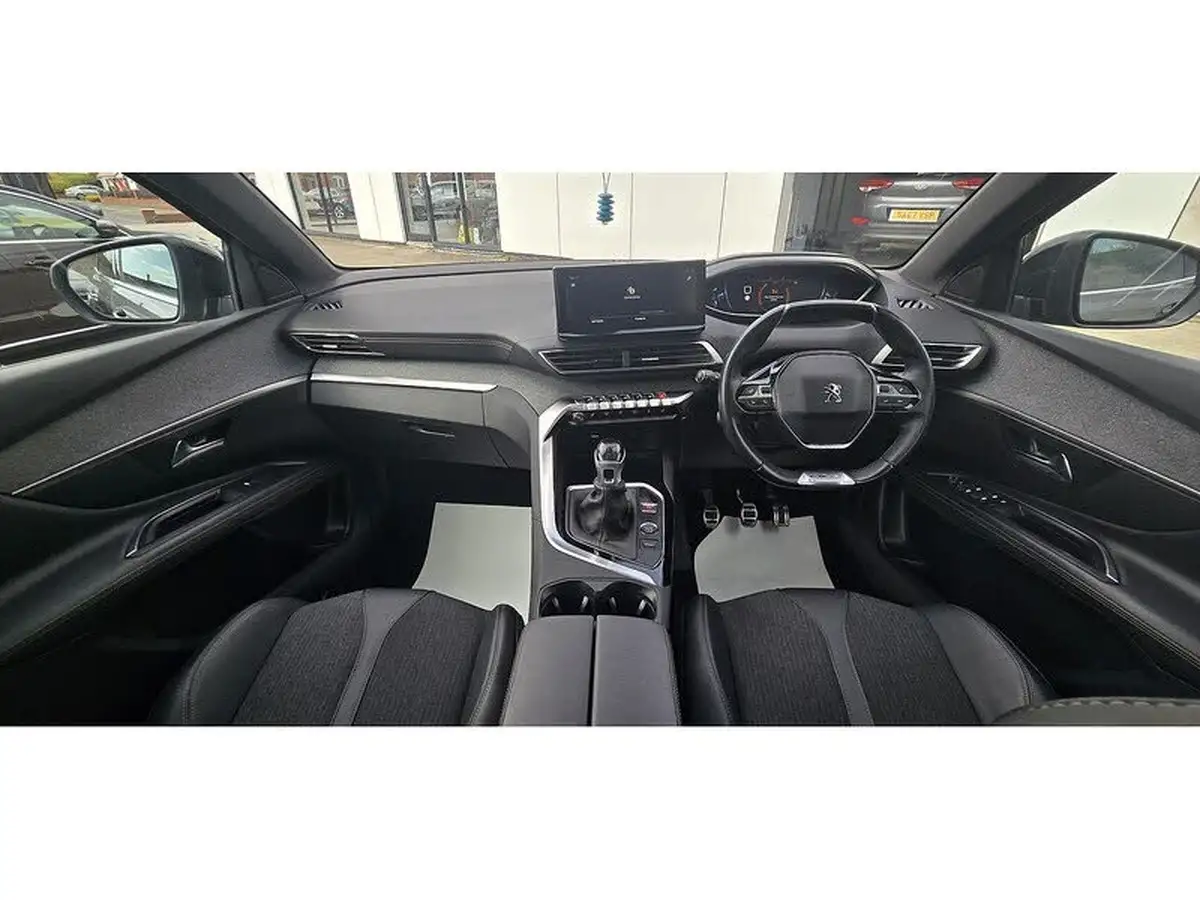 2019-peugeot-3008-suv-12-puretech-gt-line-big-11