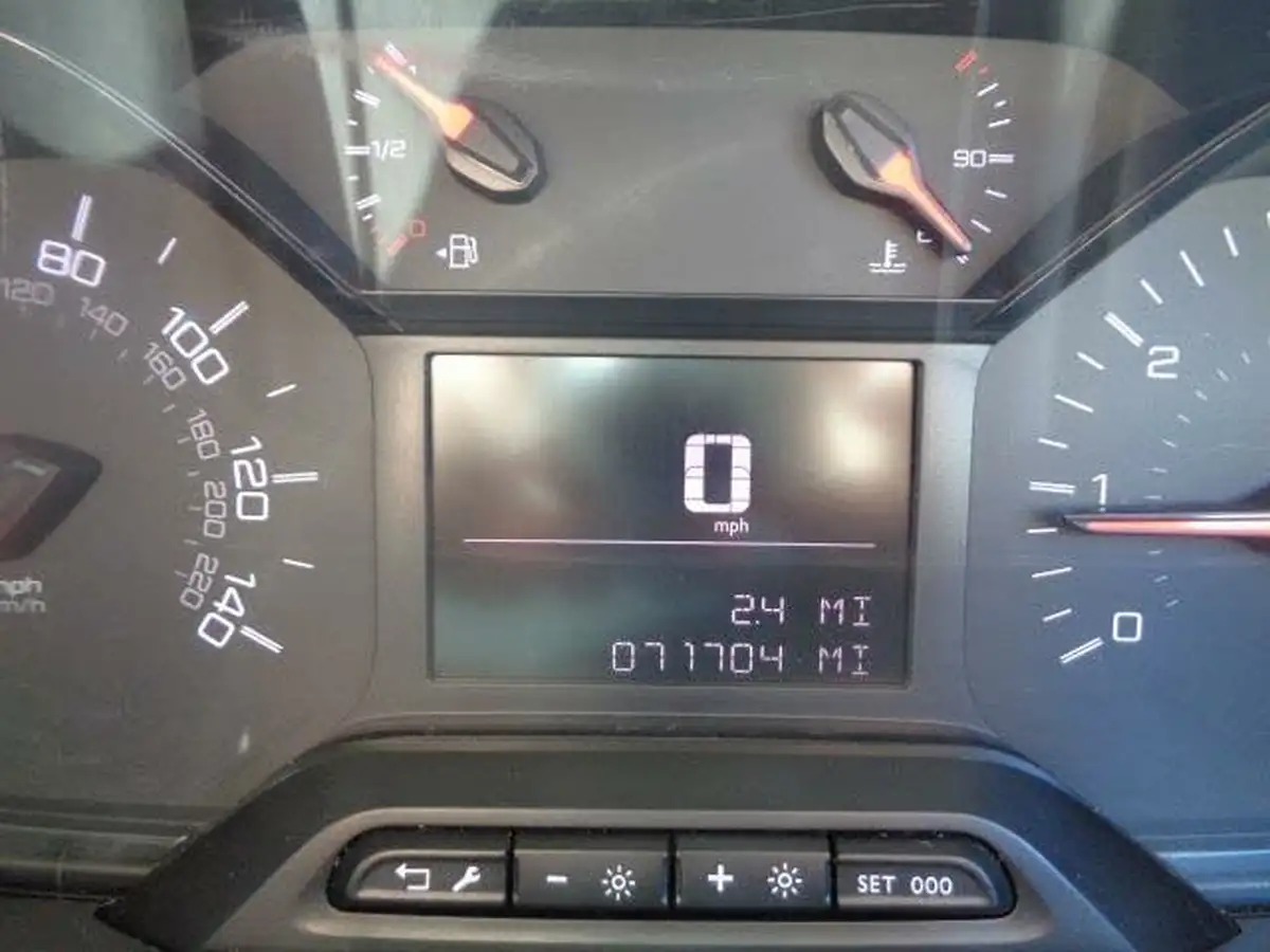 2020-peugeot-partner-15-bluehdi-950-professional-100ps-eu6dt-long-panel-big-17