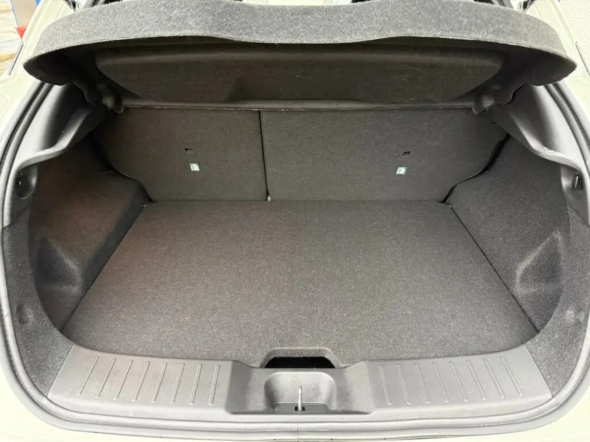 2024-nissan-juke-10-dig-t-n-connecta-big-5