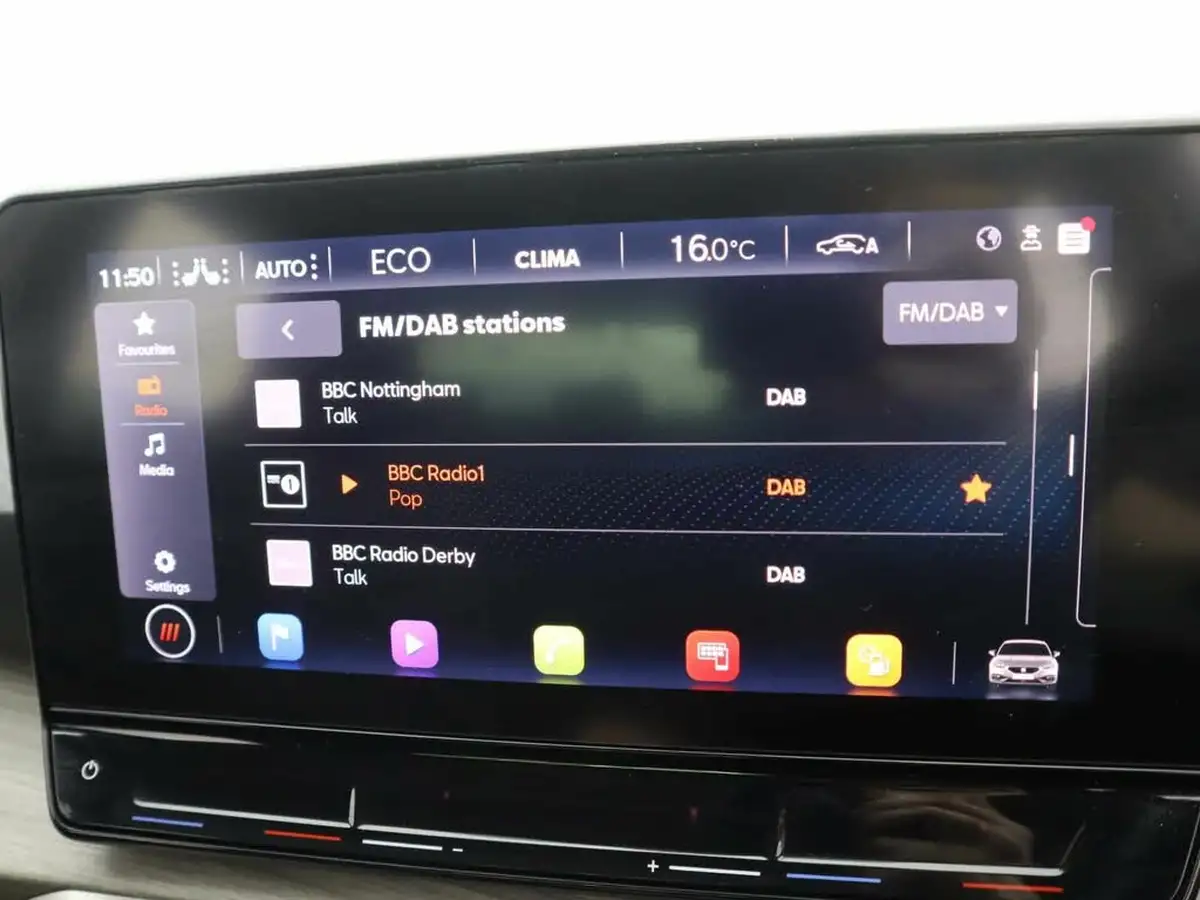 2021-seat-leon-14-e-hybrid-xcellence-lux-hatchback-big-12
