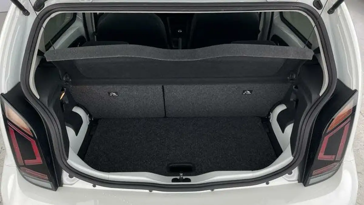 2021-volkswagen-up-10-up-black-edition-60ps-ss-big-14