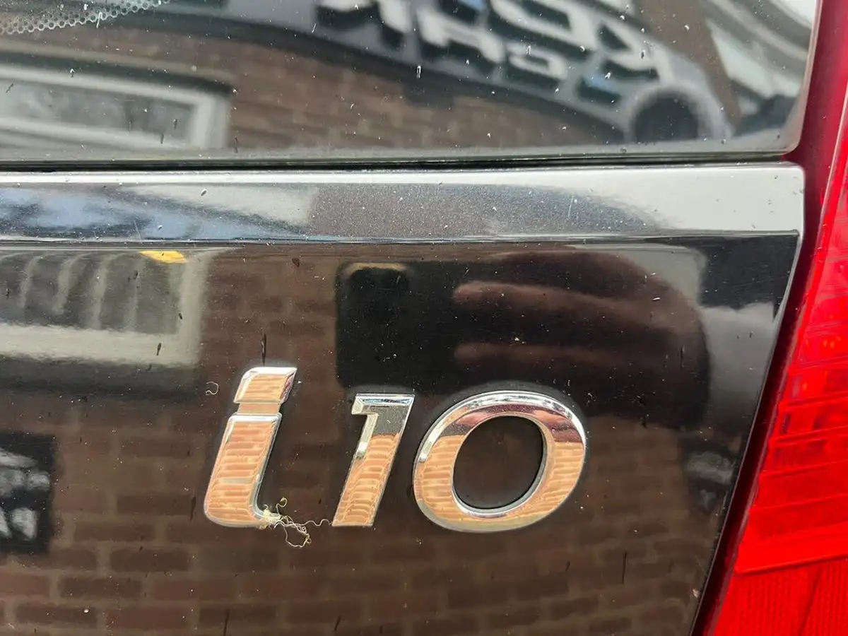 2010-hyundai-i10-12-comfort-76bhp-big-50