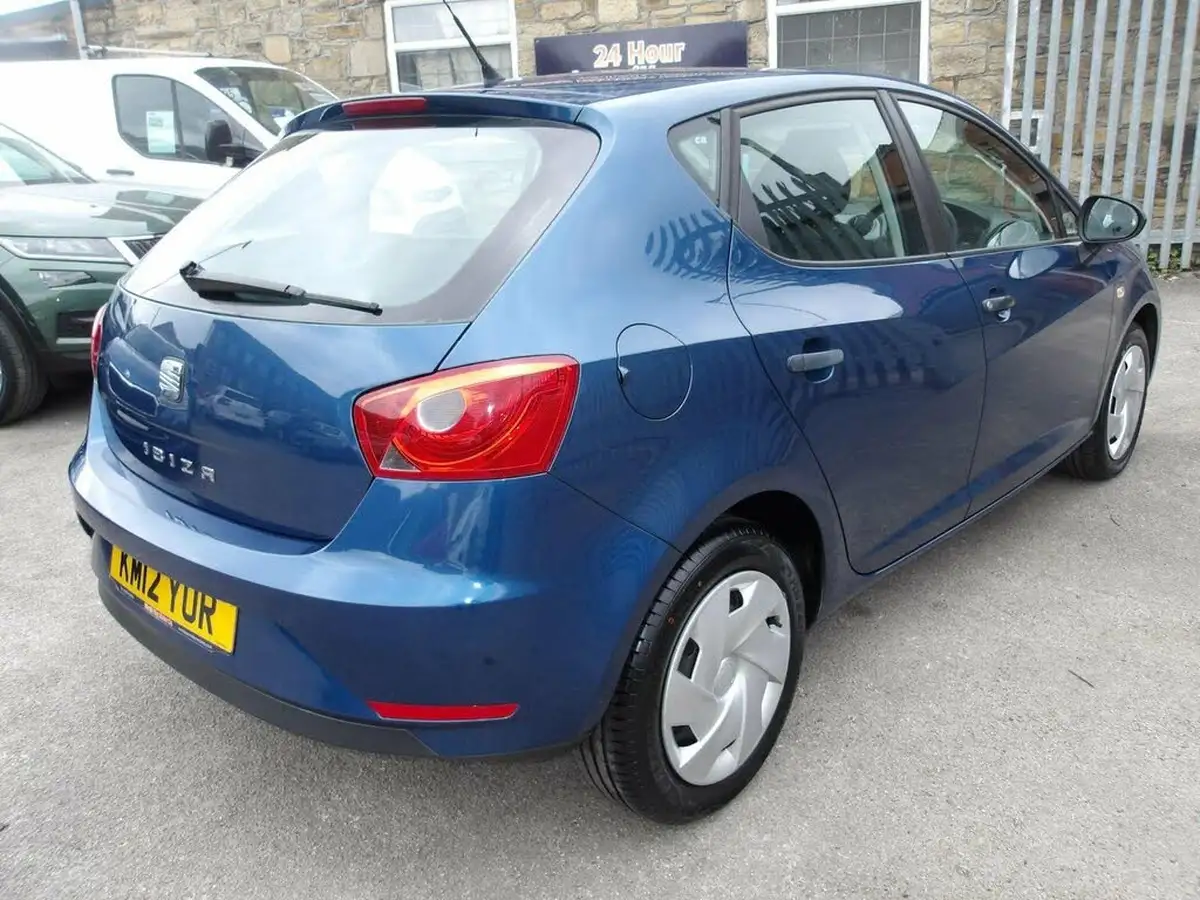 2012-seat-ibiza-12-s-12v-70-hatchback-5d-big-5