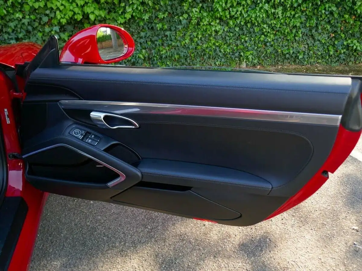 2017-porsche-911-30-carrera-coupe-pdk-big-37