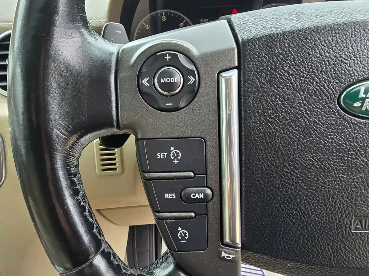 2011-land-rover-discovery-4-30td-hse-255bhp-4x4-auto-big-18