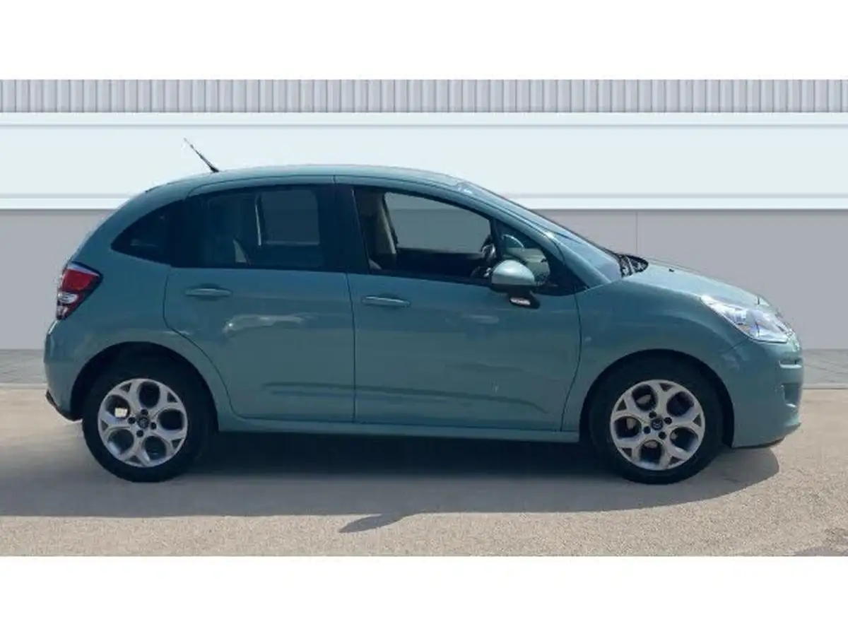 2017-citroen-c3-12-edition-big-4