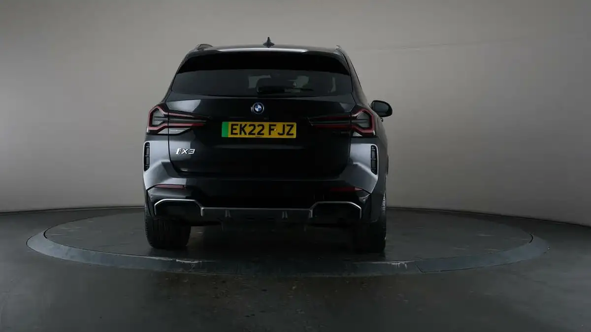 2022-bmw-ix3-e-m-sport-pro-big-6