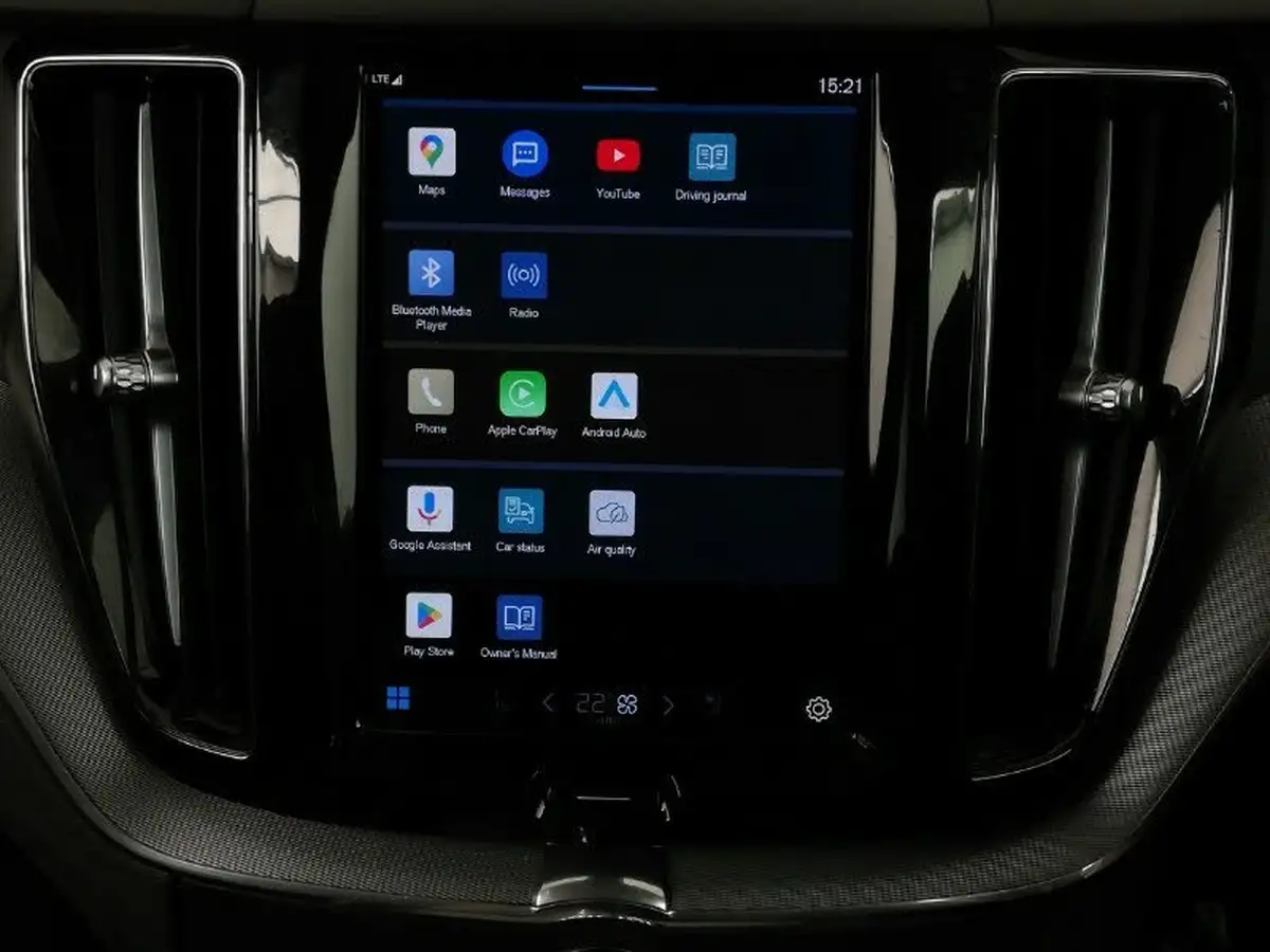 2023-volvo-xc60-20-b5-plus-big-12