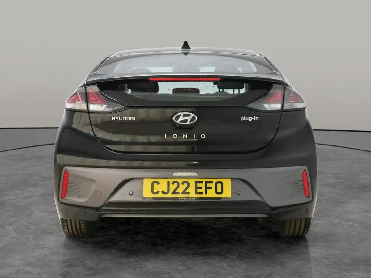 2022-hyundai-ioniq-16-gdi-premium-plug-in-hybrid-big-10