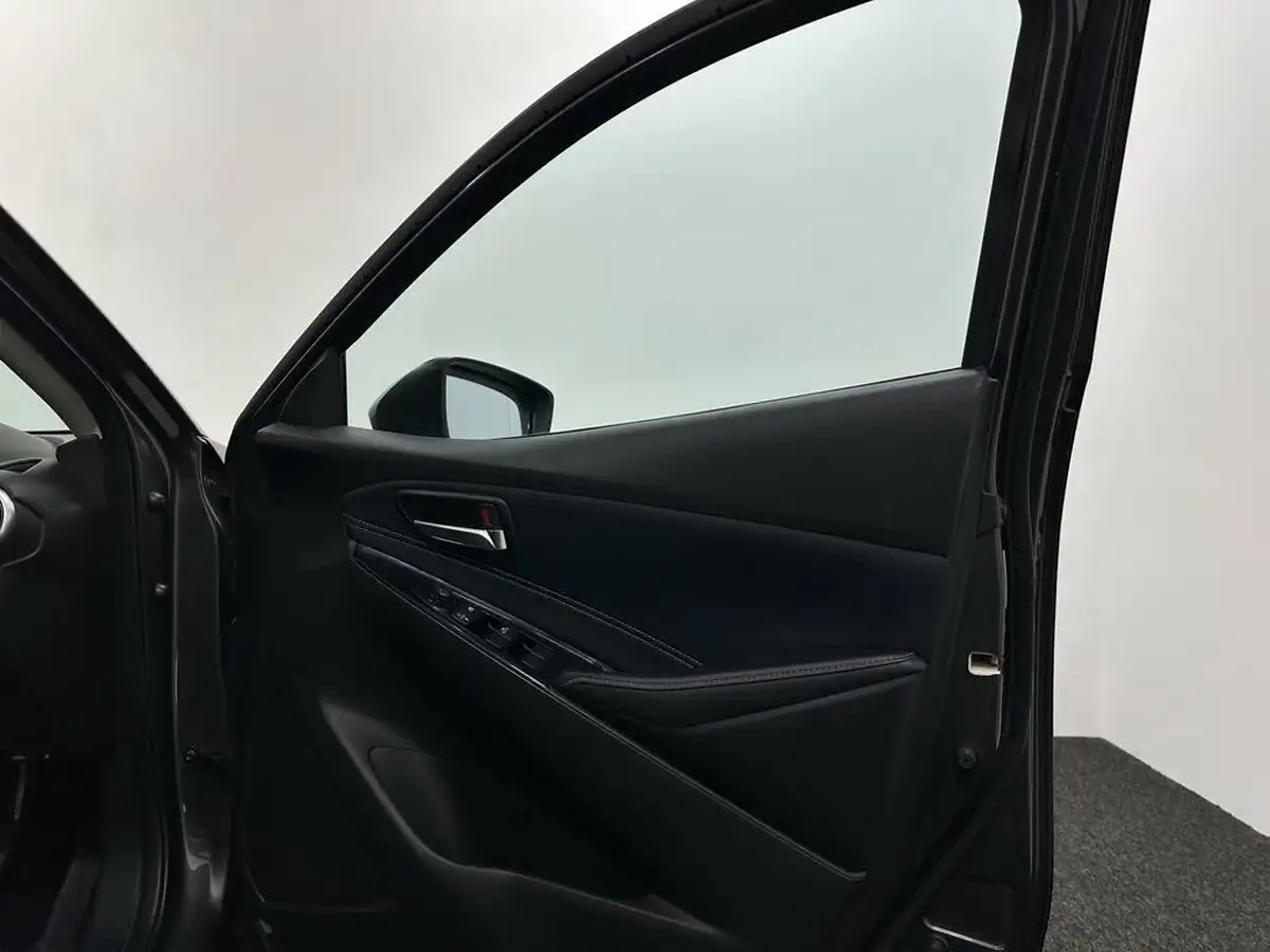 2022-mazda-mazda2-15-e-skyactiv-g-sport-big-28