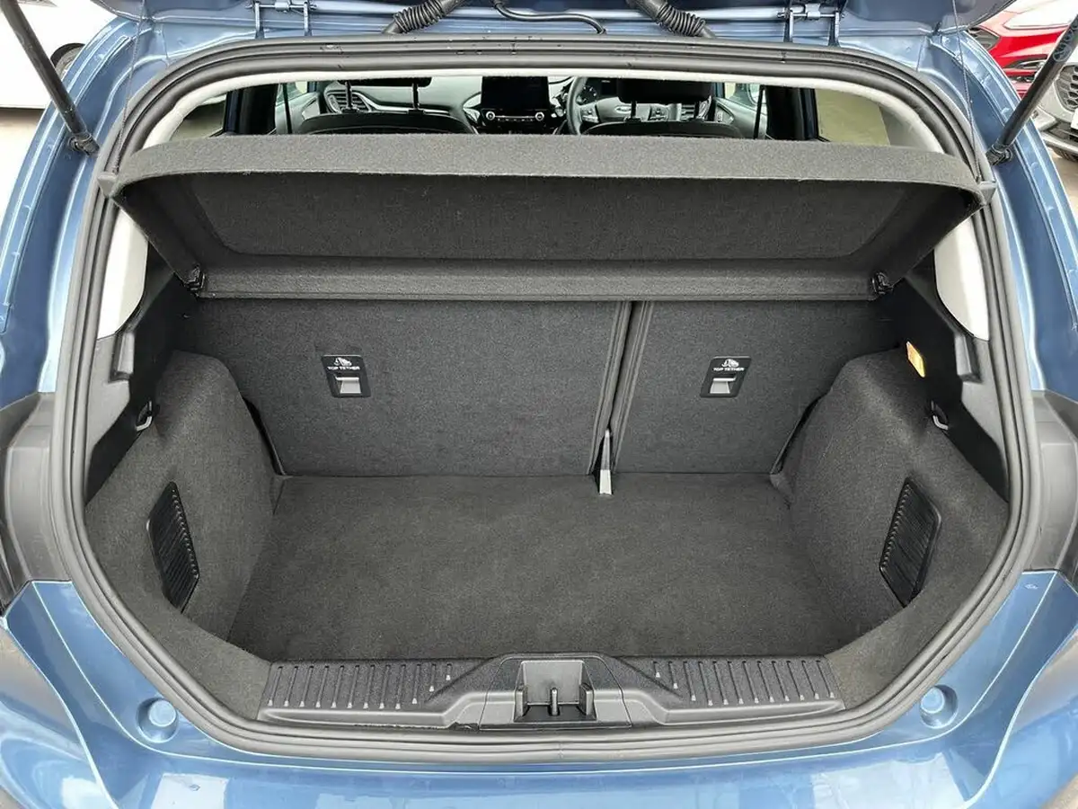 2023-ford-fiesta-10t-titanium-125ps-hybrid-mhev-big-9