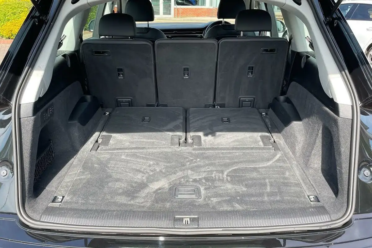 2022-audi-q7-30-55-tfsi-sport-big-27