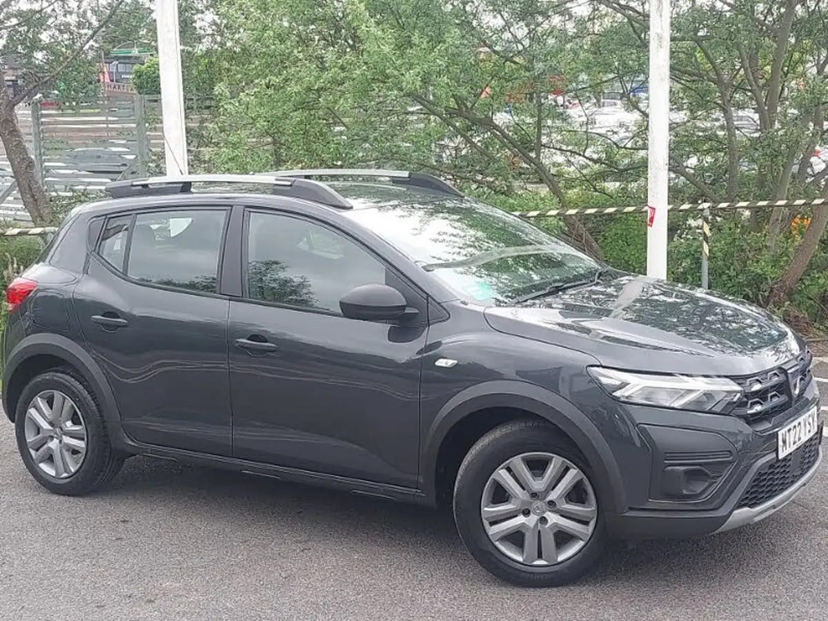 2022-dacia-sandero-stepway-10-tce-essential-90bhp-big-0