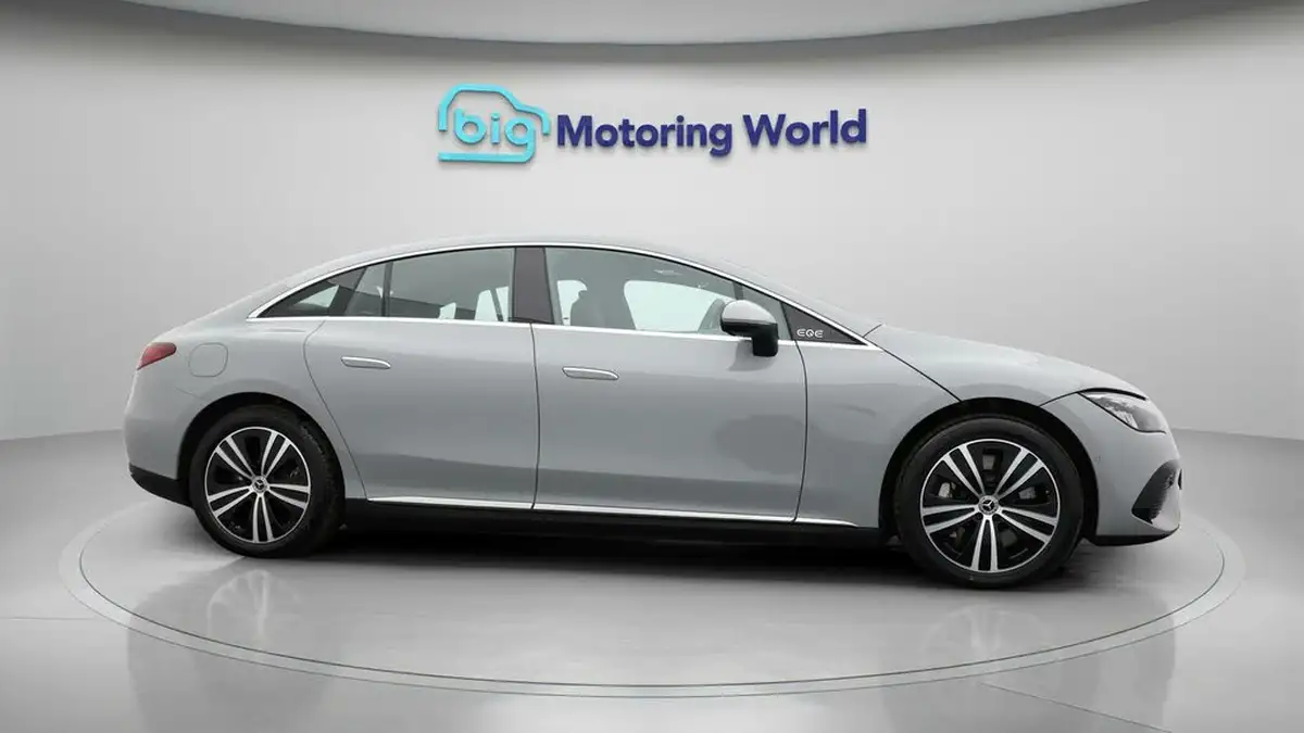 2023-mercedes-benz-eqe-e-eqe-300-sport-edition-big-8