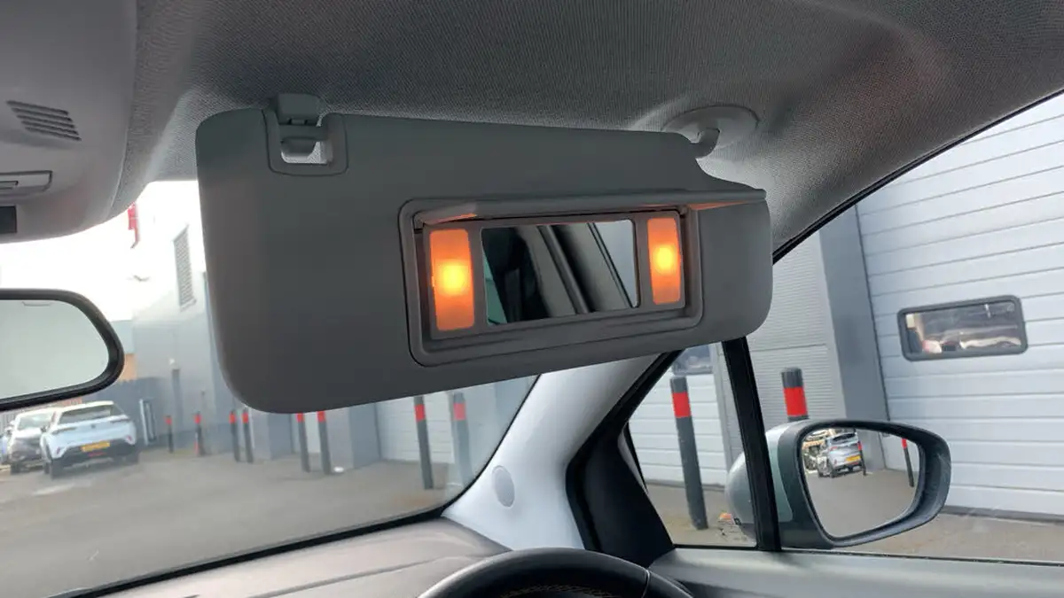 2020-vauxhall-crossland-x-12-elite-nav-130ps-turbo-auto-big-37