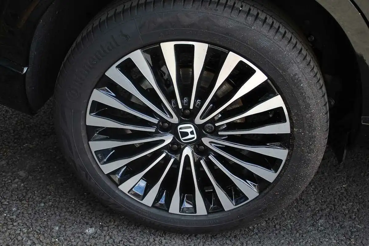 2024-honda-eny1-e-advance-big-20