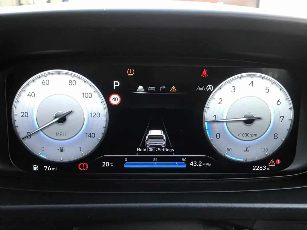 2025-hyundai-bayon-10-t-gdi-premium-100ps-7dct-big-13