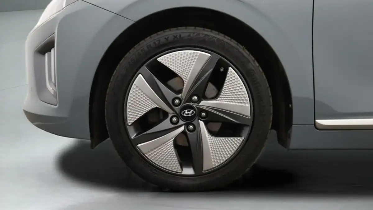 2021-hyundai-ioniq-16-gdi-premium-se-hybrid-big-18