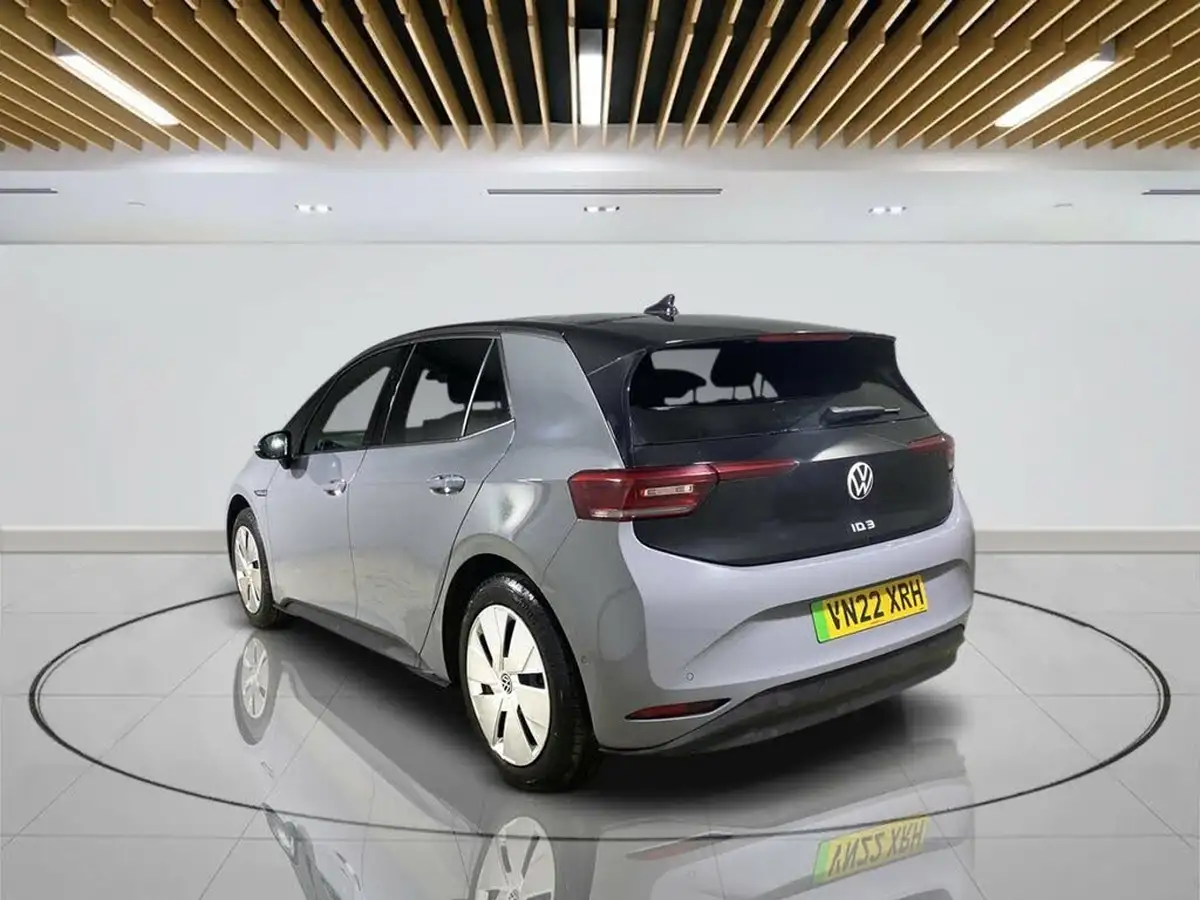 2022-volkswagen-id3-e-family-204ps-performance-big-4