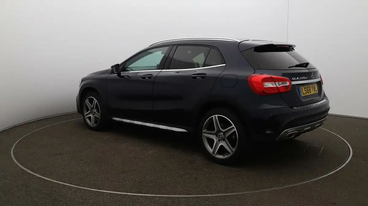 2018-mercedes-benz-gla-class-21d-gla-220d-amg-line-177ps-ss-big-55
