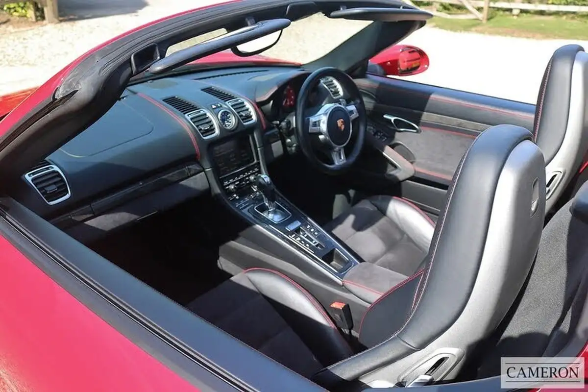 2015-porsche-boxster-gts-34-pdk-big-11