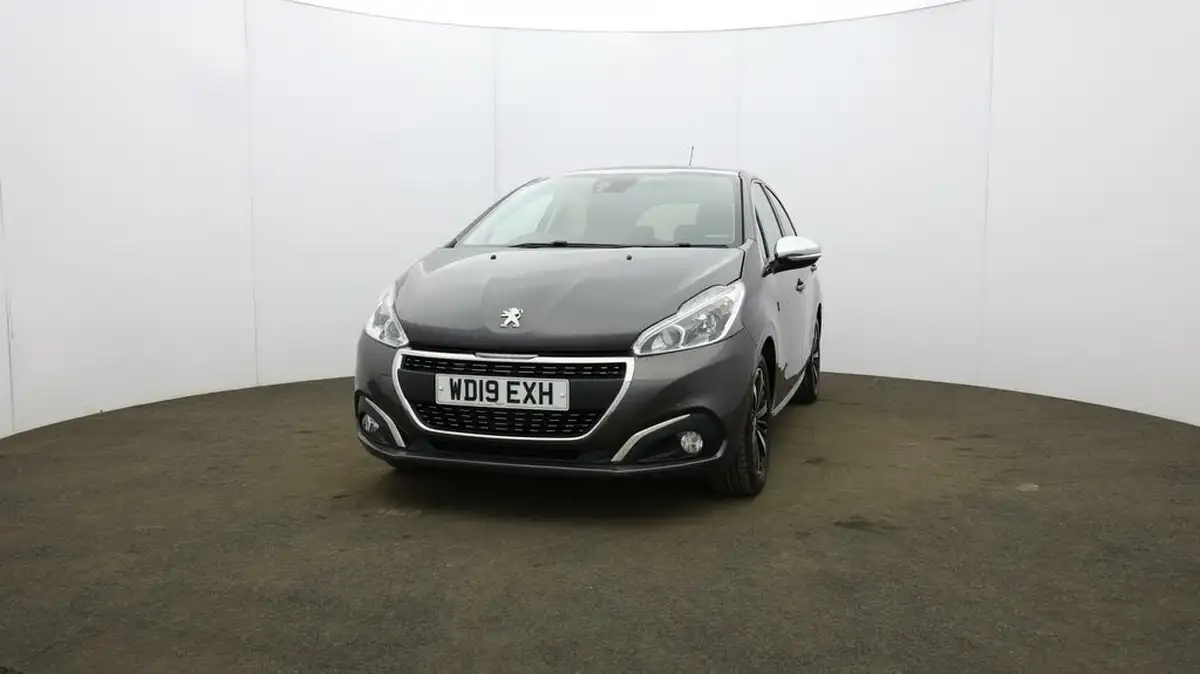 2019-peugeot-208-12-puretech-tech-edition-82bhp-big-31