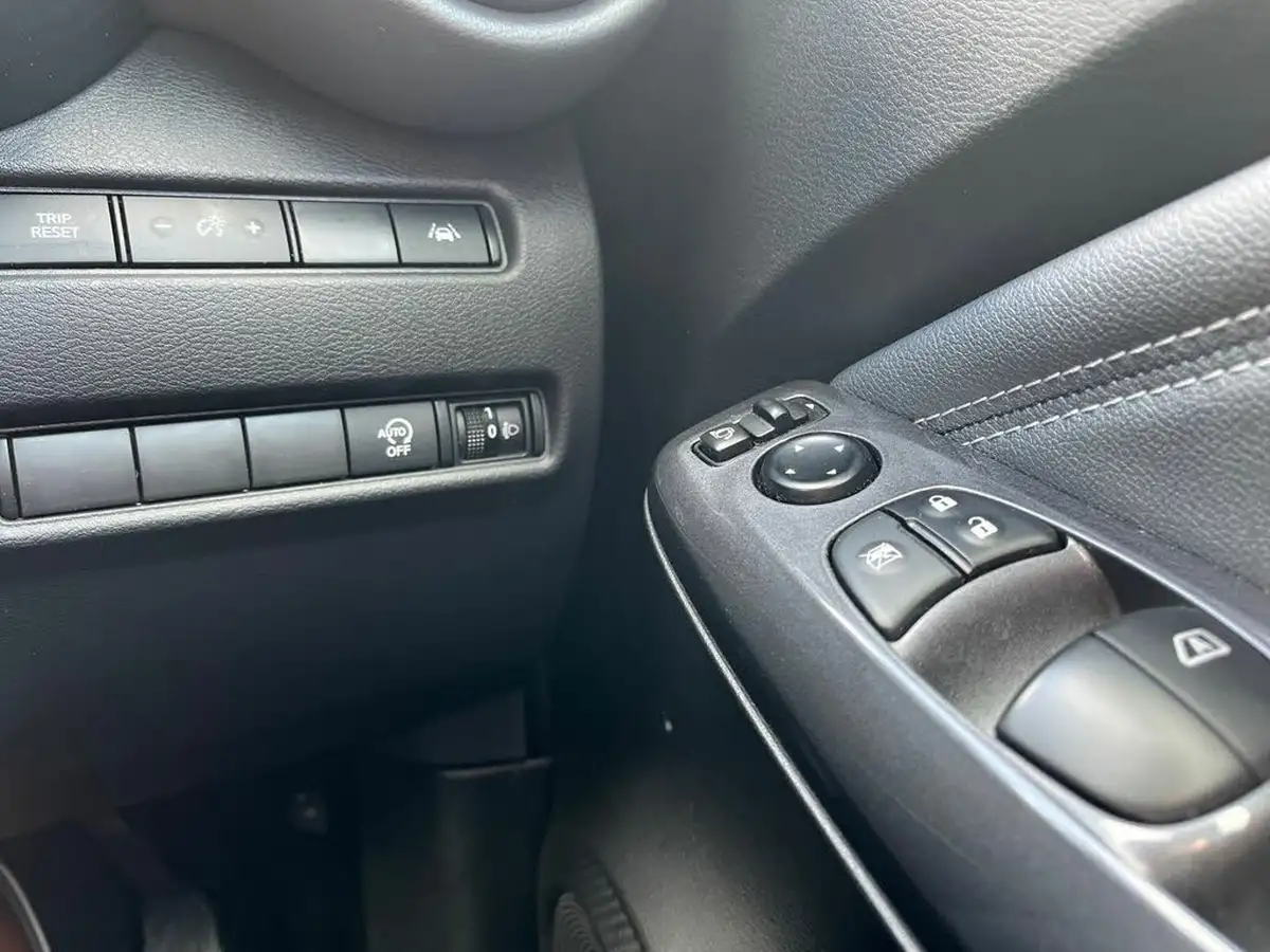 2021-nissan-juke-10-dig-t-n-connecta-big-18