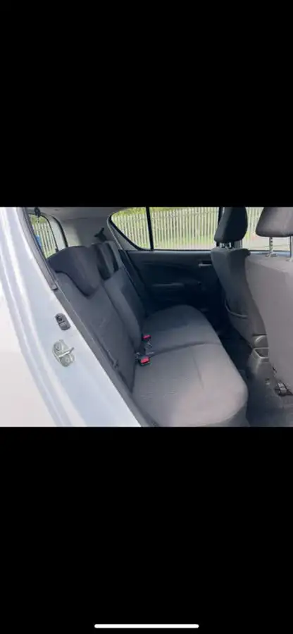 2014-suzuki-splash-10-sz3-big-9