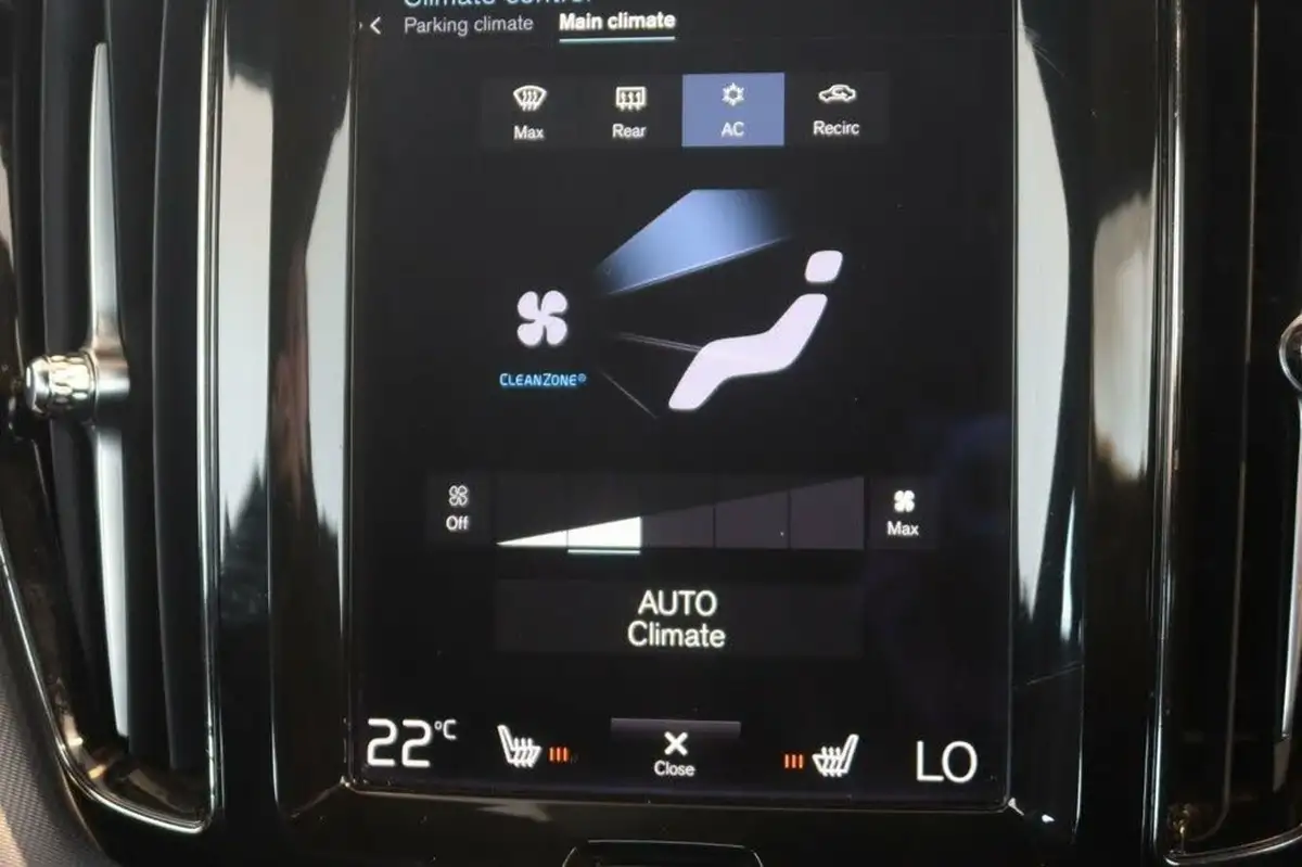 2021-volvo-xc60-20td-b4-r-design-big-14