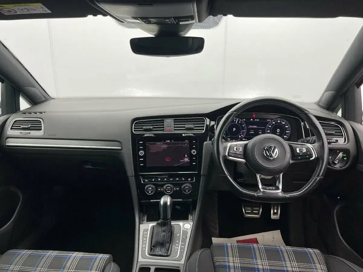 2020-volkswagen-golf-14-tsi-gte-advance-big-10