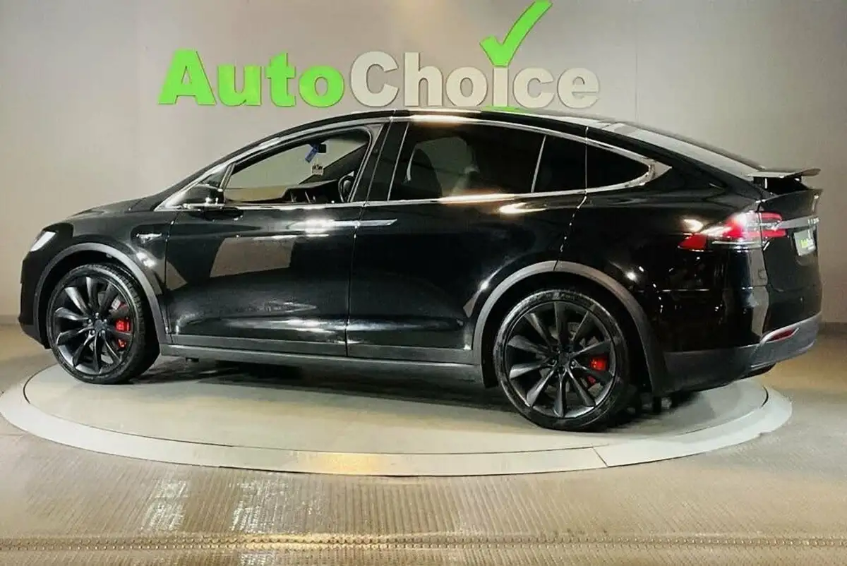 2020-tesla-model-x-e-ludicrous-performance-big-11