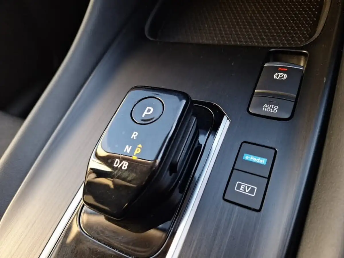 2023-nissan-qashqai-15-n-connecta-big-18