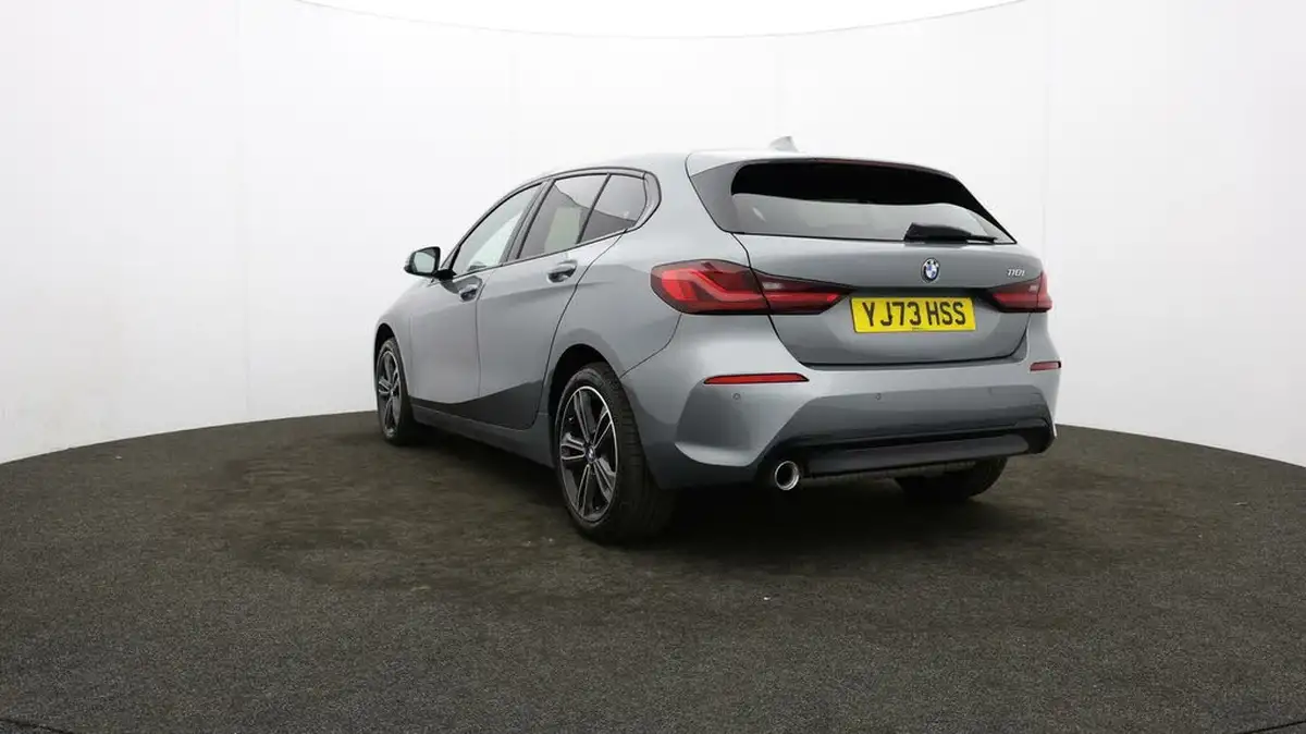 2024-bmw-1-series-15-118i-sport-dct-big-70