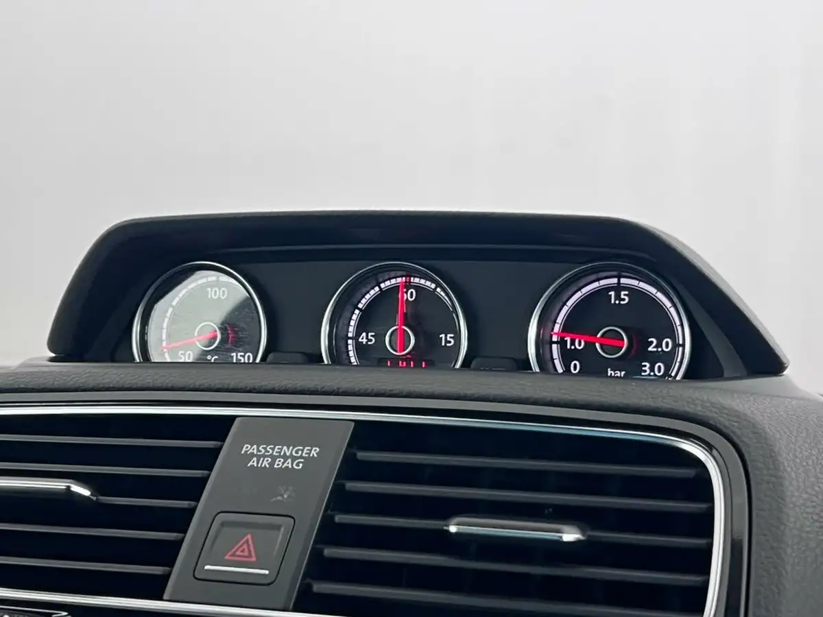 2017-volkswagen-scirocco-20tdi-r-line-184ps-ss-dsg-big-28