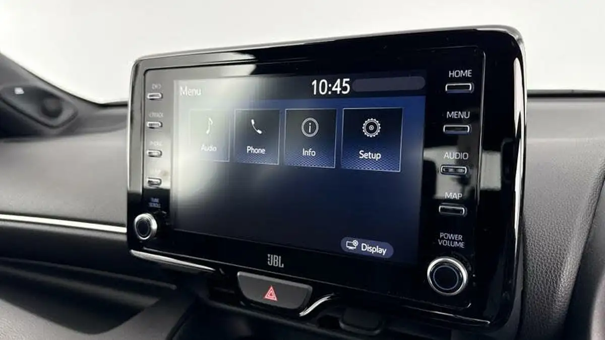 2022-toyota-yaris-15-vvt-i-dynamic-big-17